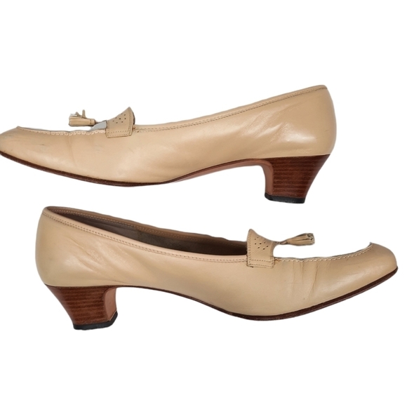 Salvatore Ferragamo Boutique‎ Tassled Loafer Pump Shoe Cream White Size 8 - Picture 7 of 11